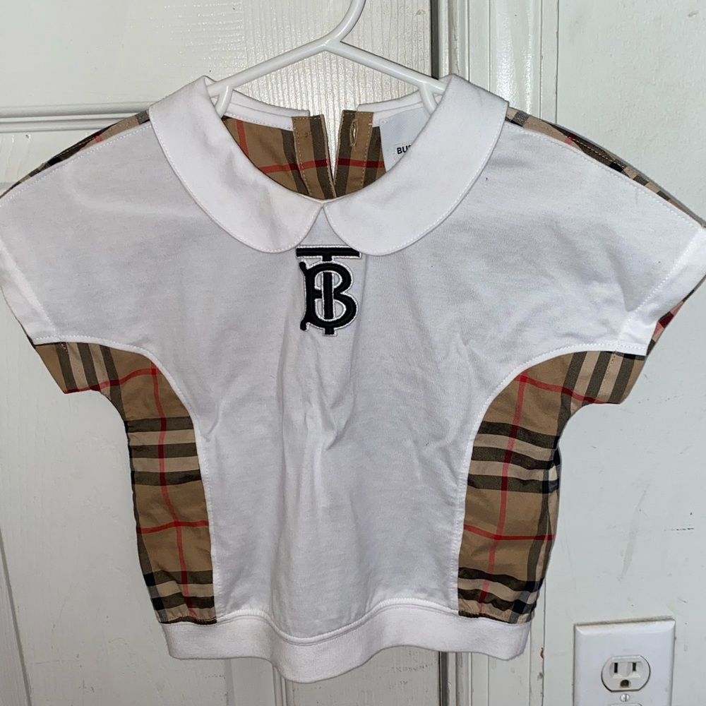 BURBERRY TODDLER SHIRT 2Y Wore once.